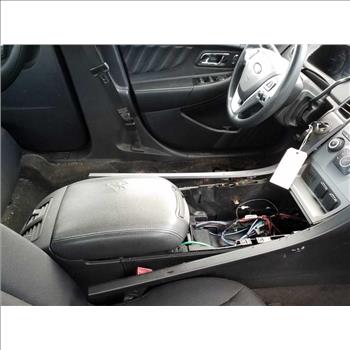 2015 Ford Taurus (Hartford, CT 06114)