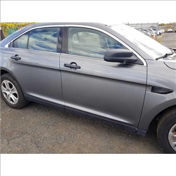 2015 Ford Taurus (Hartford, CT 06114)