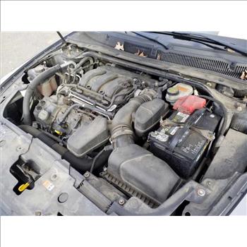 2015 Ford Taurus (Hartford, CT 06114)