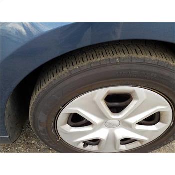 2015 Ford Taurus (Hartford, CT 06114)