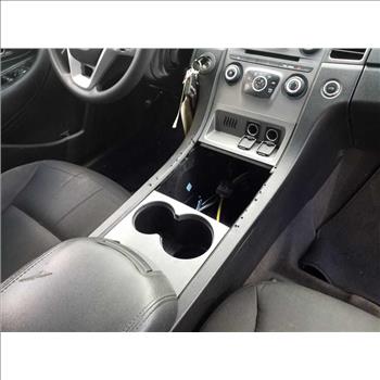 2015 Ford Taurus (Hartford, CT 06114)