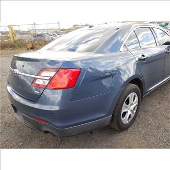 2015 Ford Taurus (Hartford, CT 06114)