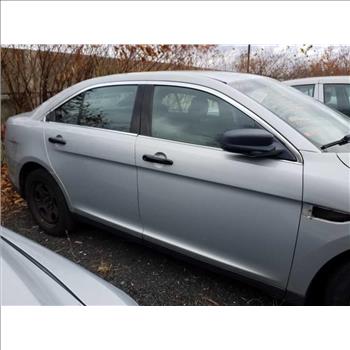 2015 Ford Taurus (Hartford, CT 06114)