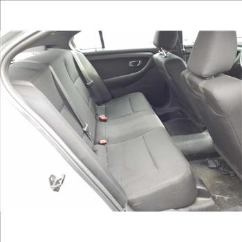 2015 Ford Taurus (Hartford, CT 06114)