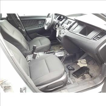 2015 Ford Taurus (Hartford, CT 06114)