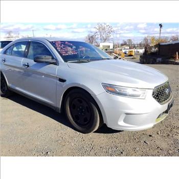 2015 Ford Taurus (Hartford, CT 06114)