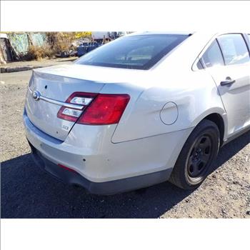 2015 Ford Taurus (Hartford, CT 06114)