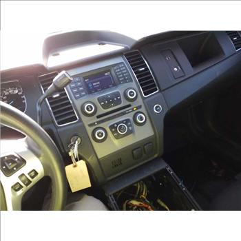 2015 Ford Taurus (Hartford, CT 06114)