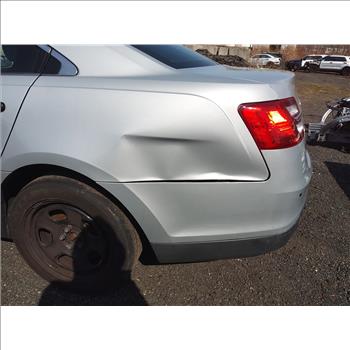 2015 Ford Taurus (Hartford, CT 06114)