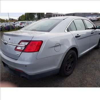 2015 Ford Taurus (Hartford, CT 06114)