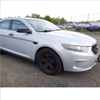 2015 Ford Taurus (Hartford, CT 06114)