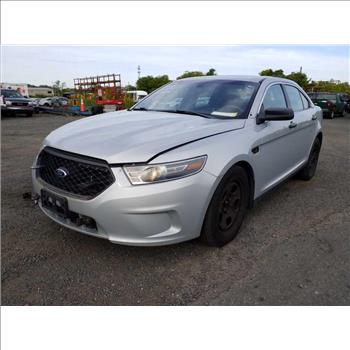 2015 Ford Taurus (Hartford, CT 06114)