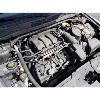 2015 Ford Taurus (Hartford, CT 06114)