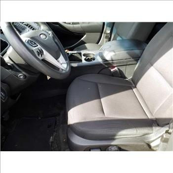 2015 Ford Taurus (Hartford, CT 06114)