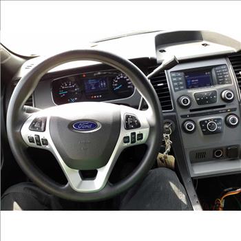 2015 Ford Taurus (Hartford, CT 06114)