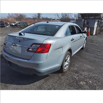 2015 Ford Taurus (Hartford, CT 06114)
