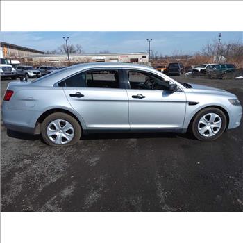2015 Ford Taurus (Hartford, CT 06114)