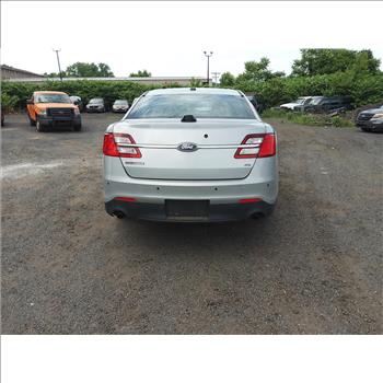 2015 Ford Taurus (Hartford, CT 06114)