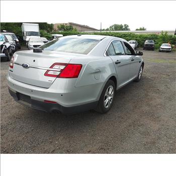 2015 Ford Taurus (Hartford, CT 06114)