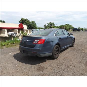 2015 Ford Taurus (Hartford, CT 06114)