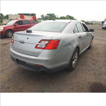 2015 Ford Taurus (Hartford, CT 06114)