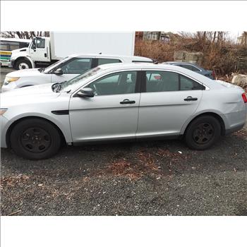 2015 Ford Taurus (Hartford, CT 06114)