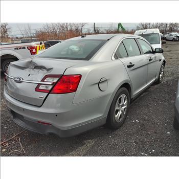 2015 Ford Taurus (Hartford, CT 06114)