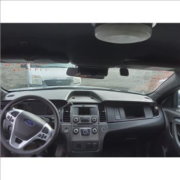 2015 Ford Taurus (Hartford, CT 06114)