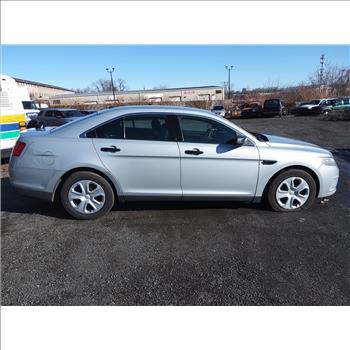 2015 Ford Taurus (Hartford, CT 06114)