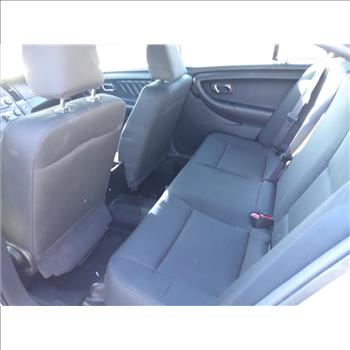 2015 Ford Taurus (Hartford, CT 06114)