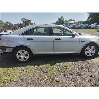 2015 Ford Taurus (Hartford, CT 06114)