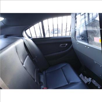 2015 Ford Taurus (Hartford, CT 06114)