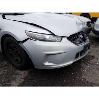 2015 Ford Taurus (Hartford, CT 06114)