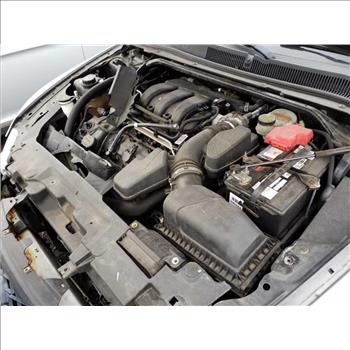 2015 Ford Taurus (Hartford, CT 06114)