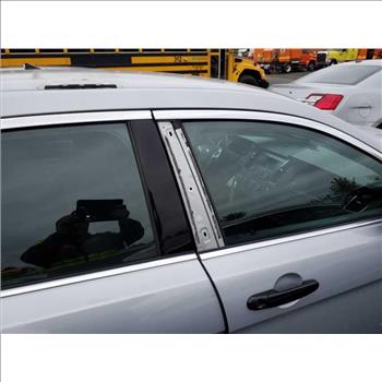 2015 Ford Taurus (Hartford, CT 06114)