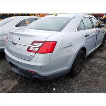 2015 Ford Taurus (Hartford, CT 06114)