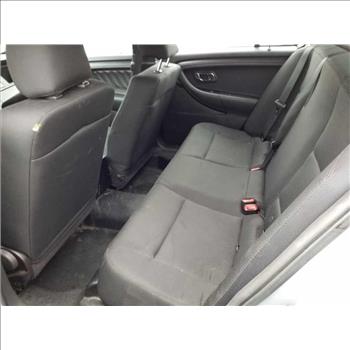 2015 Ford Taurus (Hartford, CT 06114)