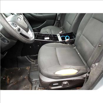 2015 Ford Taurus (Hartford, CT 06114)