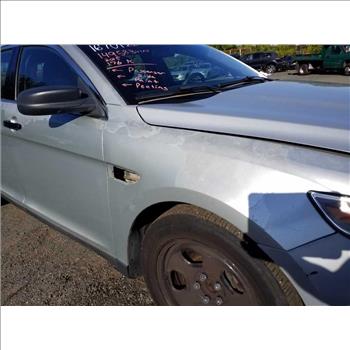 2015 Ford Taurus (Hartford, CT 06114)