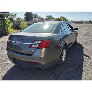 2015 Ford Taurus (Hartford, CT 06114)
