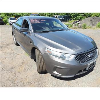 2015 Ford Taurus (Hartford, CT 06114)