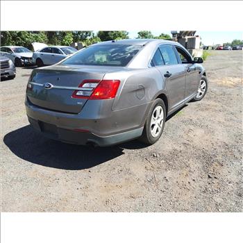 2015 Ford Taurus (Hartford, CT 06114)