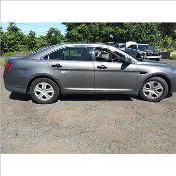 2015 Ford Taurus (Hartford, CT 06114)