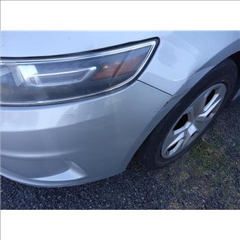 2015 Ford Taurus (Hartford, CT 06114)