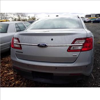 2015 Ford Taurus (Hartford, CT 06114)