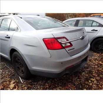 2015 Ford Taurus (Hartford, CT 06114)