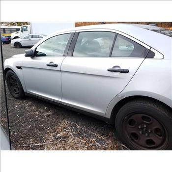 2015 Ford Taurus (Hartford, CT 06114)