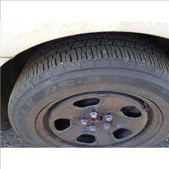 2015 Ford Taurus (Hartford, CT 06114)