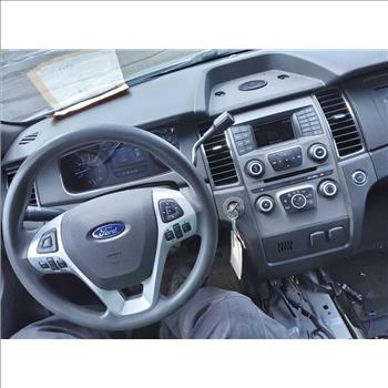 2015 Ford Taurus (Hartford, CT 06114)