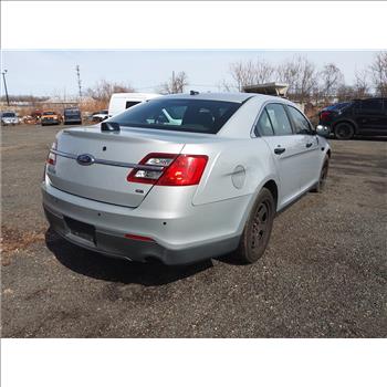 2015 Ford Taurus (Hartford, CT 06114)